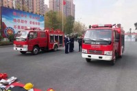 [原創(chuàng)]2臺小型消防車已順利到達(dá)交車